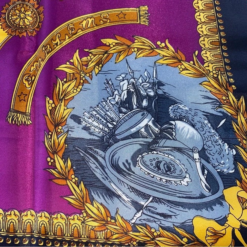 Vintage Golden Dragon‎ silk scarf King of King Knights